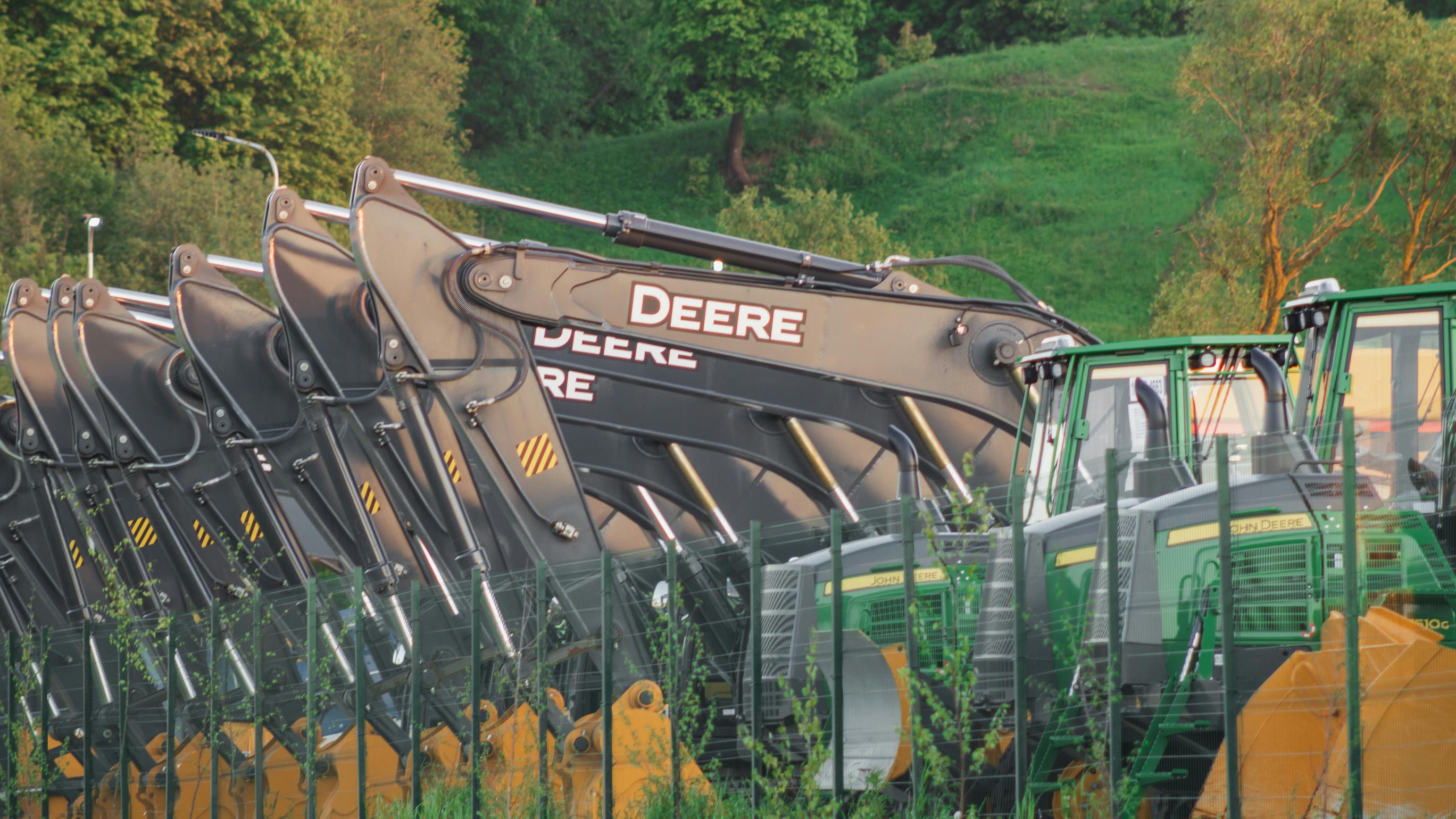 John Deere to transfer some production to Mexico