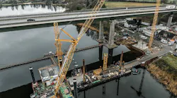 A Liebherr LR 1250 crawler crane, manufactured in Nenzing made the assembly possible. A Liebherr LR 1250 crawler crane, manufactured in Nenzing made the assembly possible.