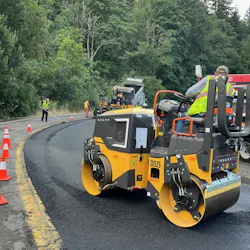 Volvo's DD25 Electric roller in action Volvo's DD25 Electric roller in action