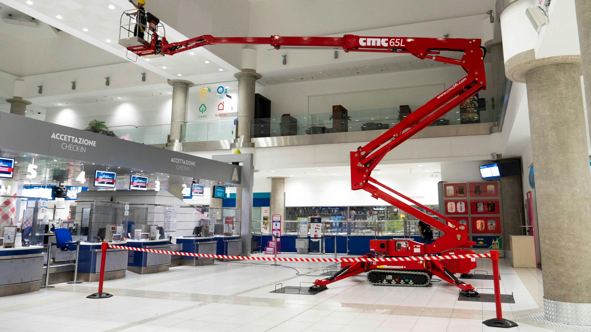 CMC 65L work platform has a basket load capacity of 507 pounds.