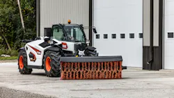 A seven-pin Attachment Control Device (ACD) provides additional control and functionality in select attachments. A seven-pin Attachment Control Device (ACD) provides additional control and functionality in select attachments.