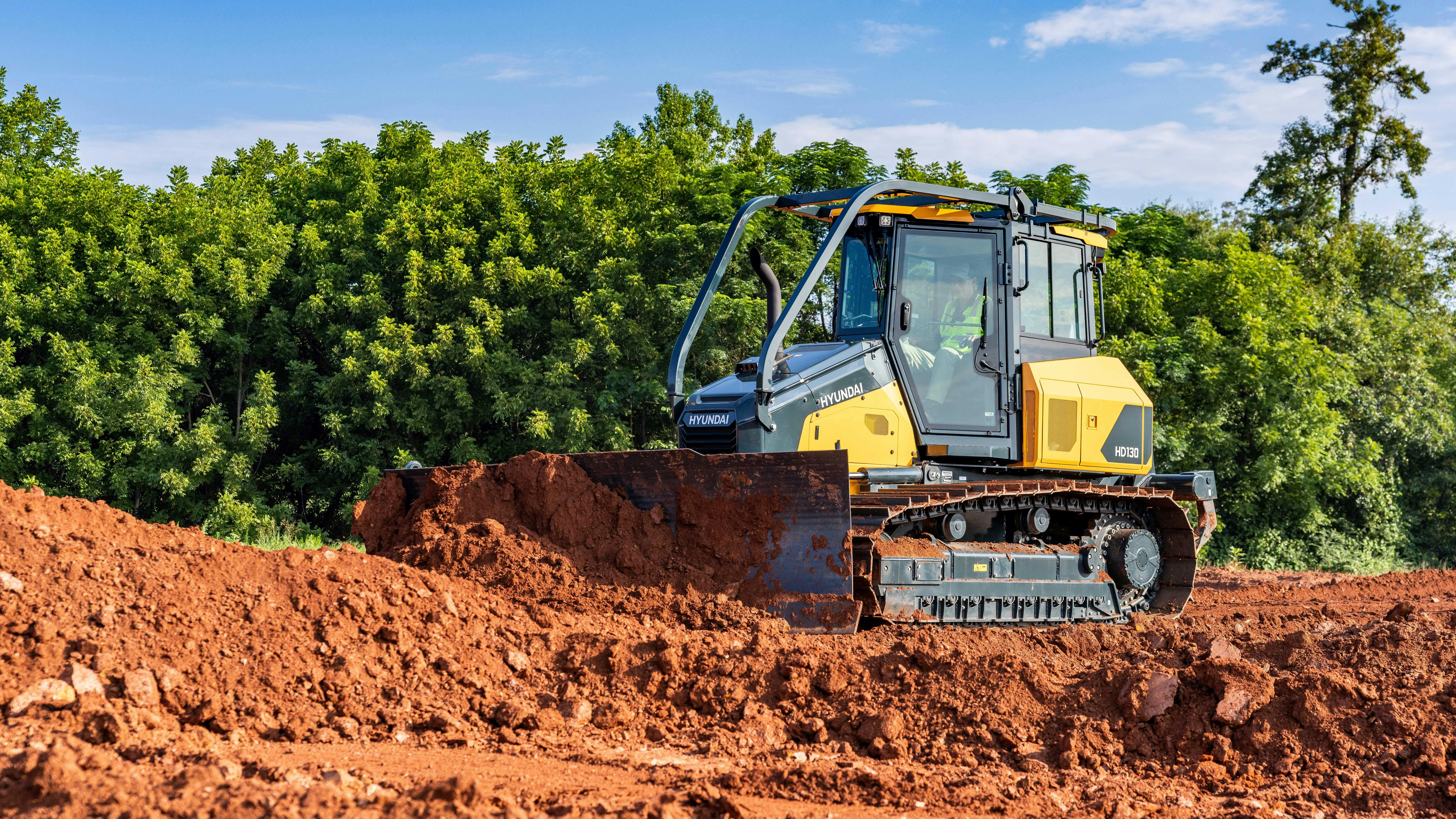 Hyundai Hd130 Crawler Dozer