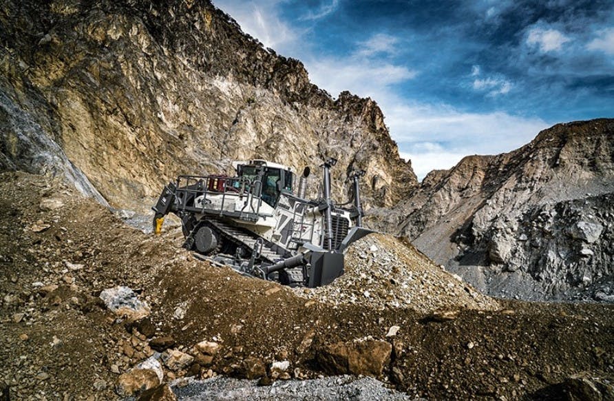 Designed For Exceptional Efficiency: The New 70 Ton Liebherr Pr 776 G8 Crawler Dozer