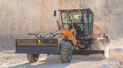 Case 856D motor grader has a 12-foot moldboard. Case 856D motor grader has a 12-foot moldboard.