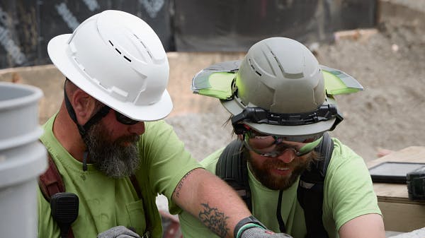 Safety helmet in construction