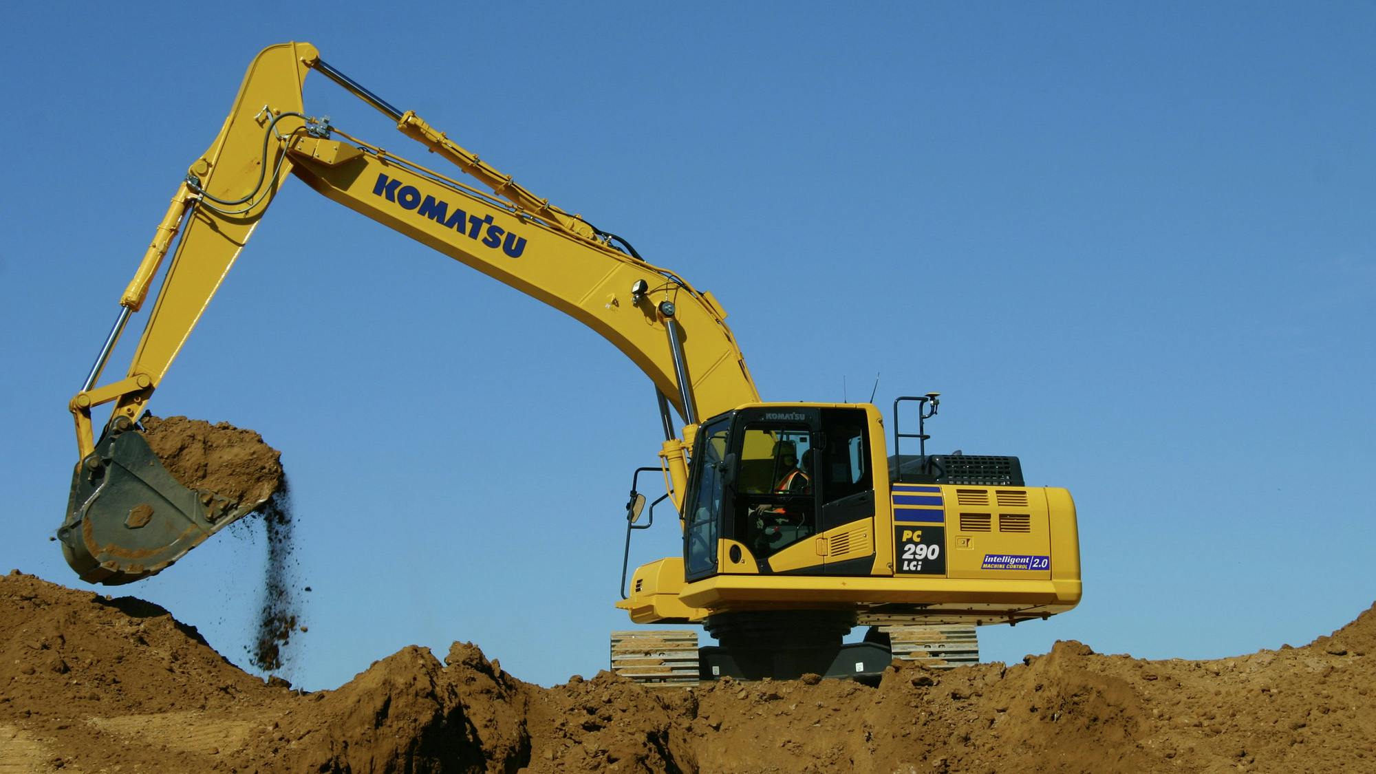 Komatsu PC290LCi excavator.