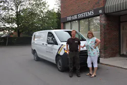 Www Contractingbusiness Com Sites Contractingbusiness com Files Kellyandmanbytruck 0 Www Contractingbusiness Com Sites Contractingbusiness com Files Kellyandmanbytruck 0