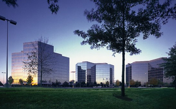 Westbrook Corporate Center is located in western suburban Chicago just 30 minutes from downtown Chicago