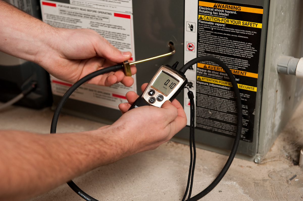 Measuring static pressure resistance Photo by Testo