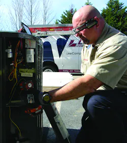 Lee Co technician uses XOEye to share images of the system problem Lee Co technician uses XOEye to share images of the system problem