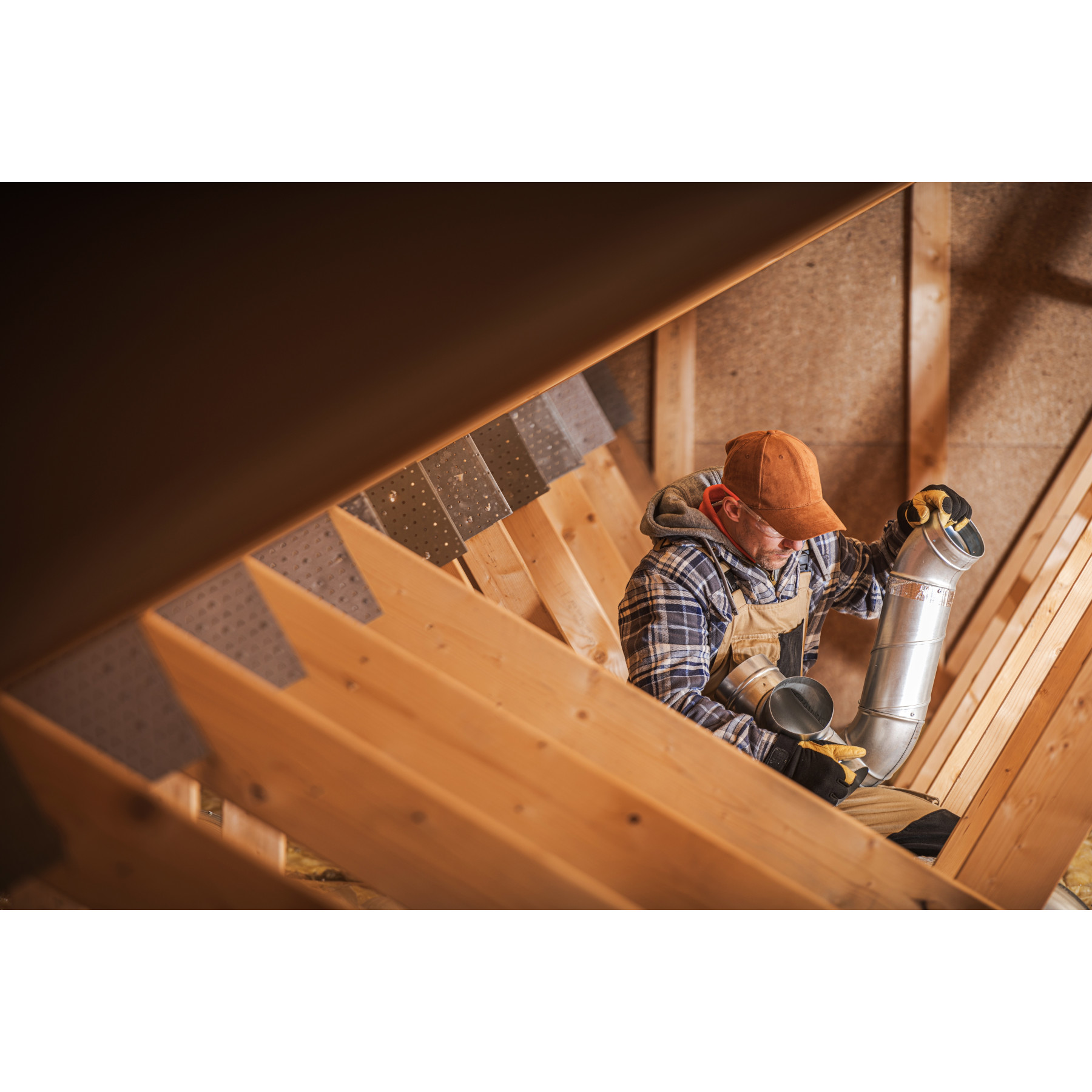 Hvac Installer With Duct 63750d478ffa2