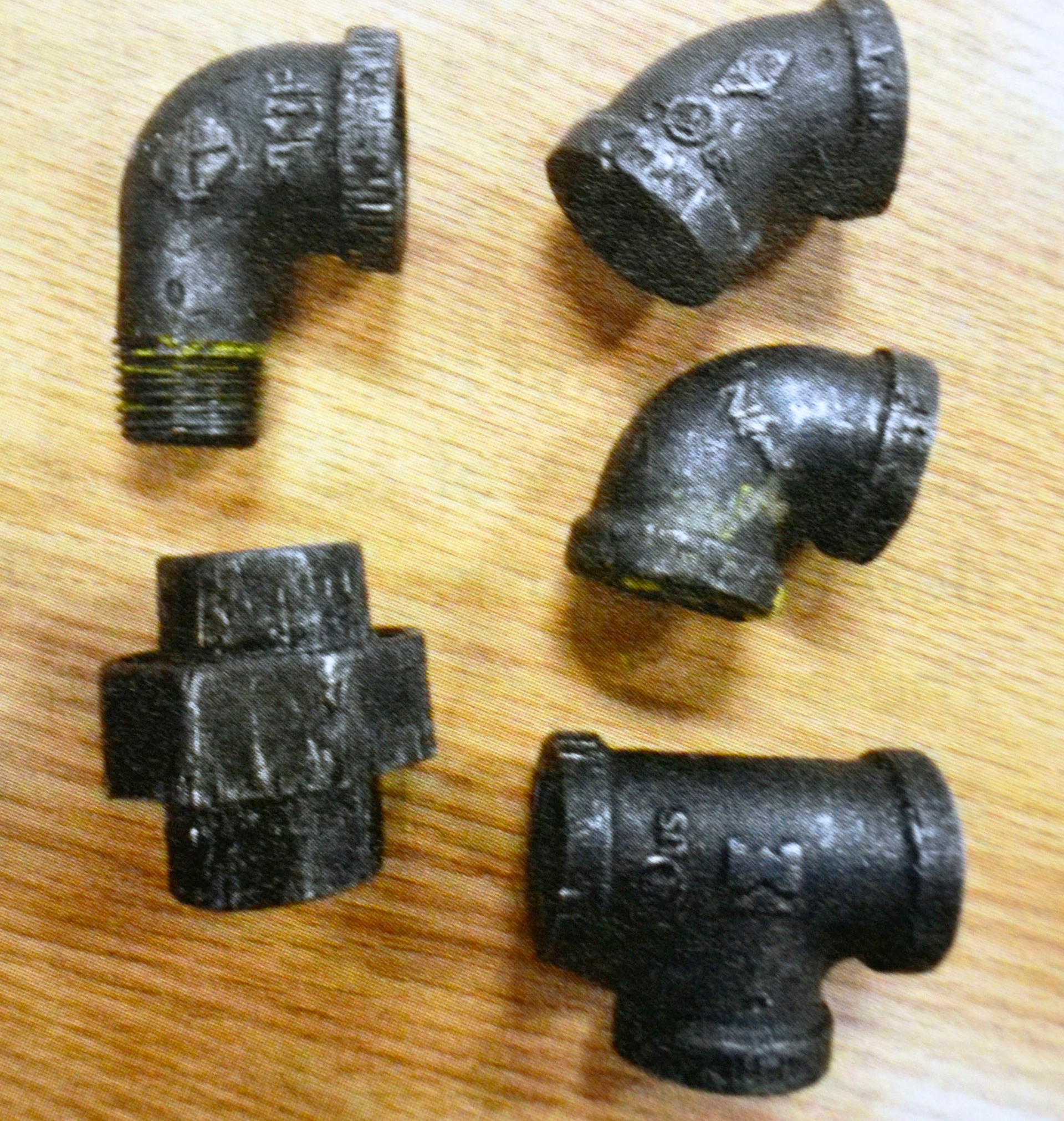 Gas Pipe Fittings 6526a337c7044
