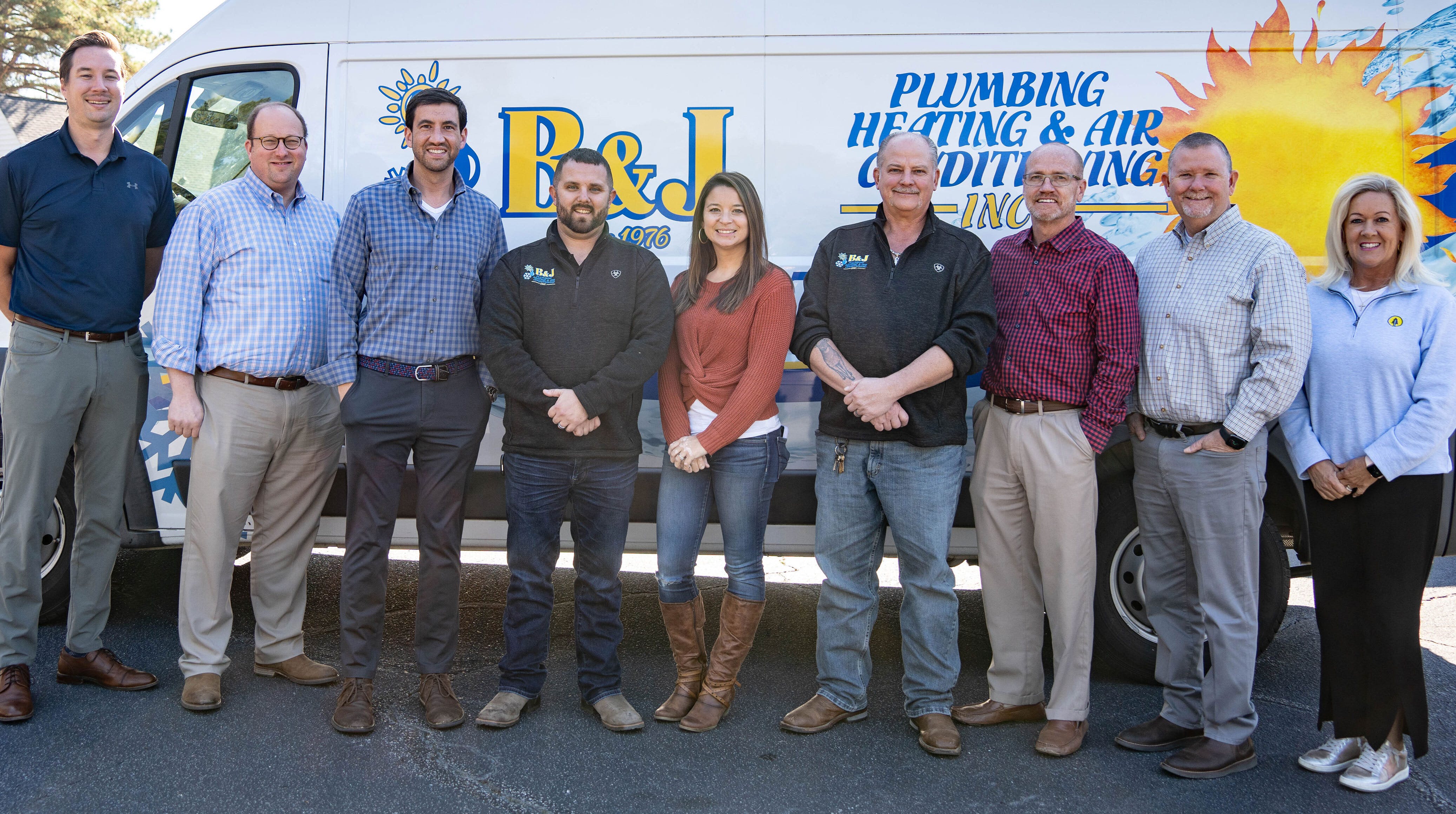 From left to right: Shaun Hardick, David Katz, Richard Lewis, Travis Wethington, Mandy Wethington, Mark Wethington, Scott Brinkley, John Conway, Sandra Koblas.