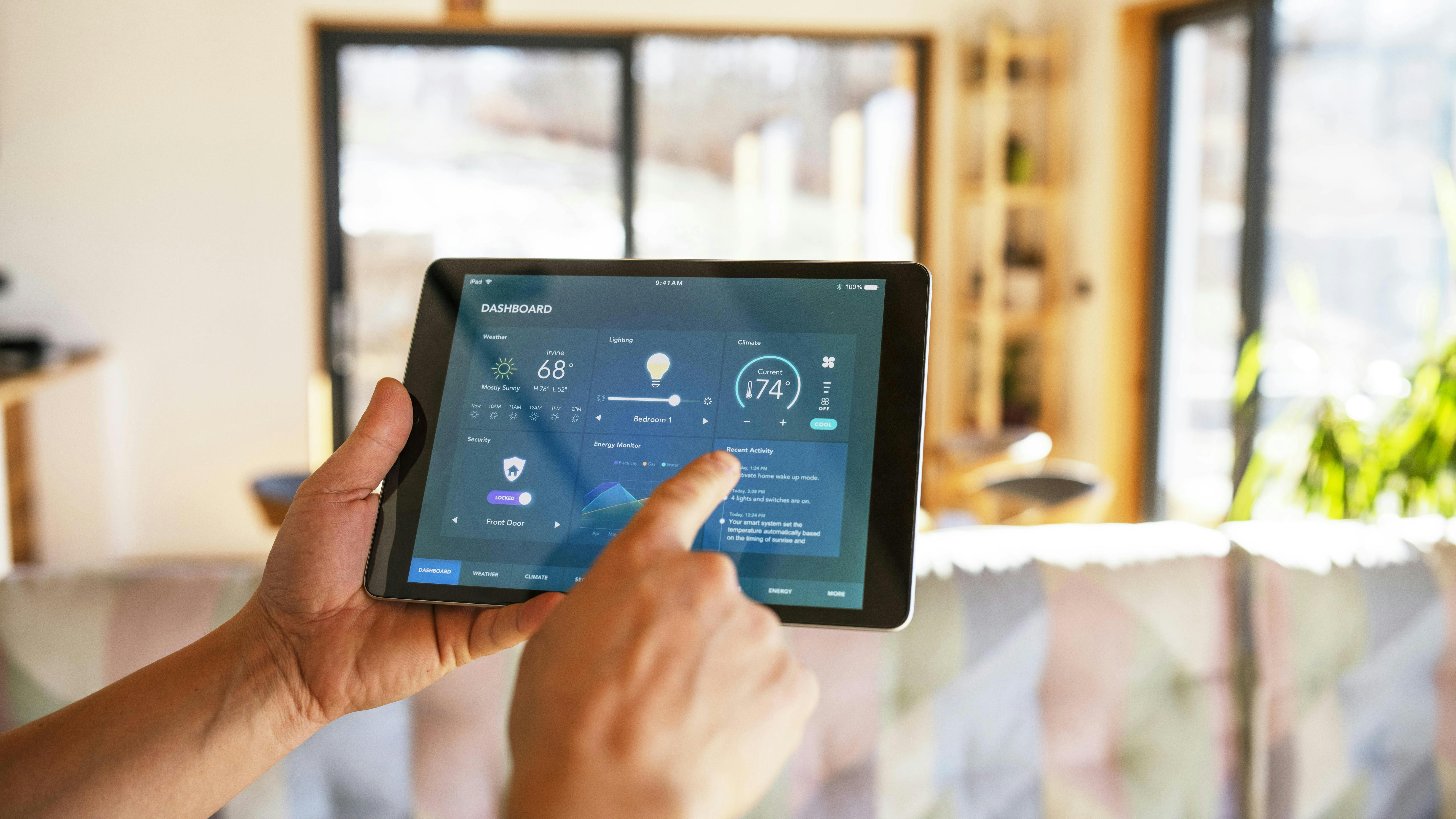 ipad_with_home_screen