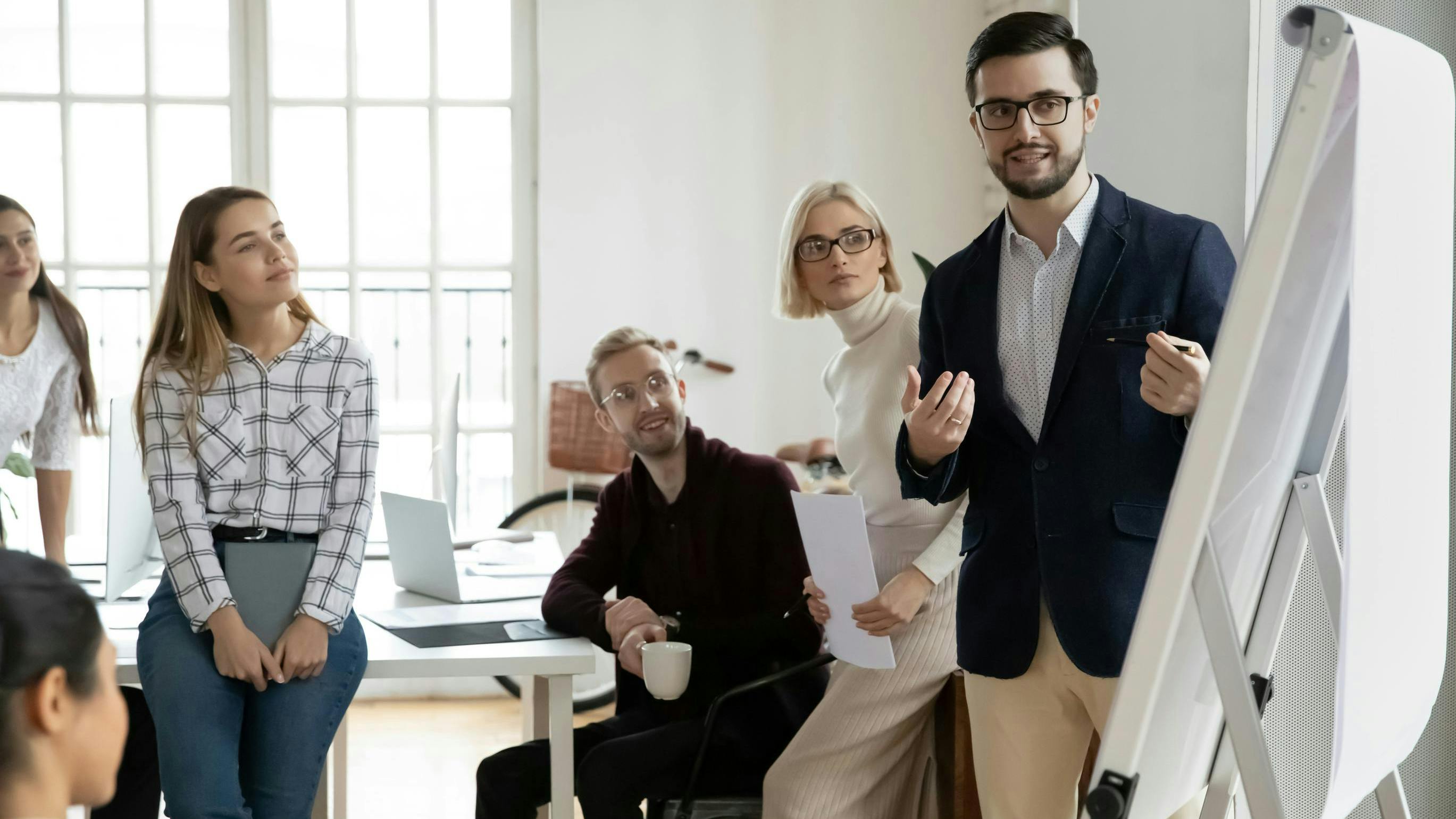 669ac818d11c65558938d014 Sales Manager