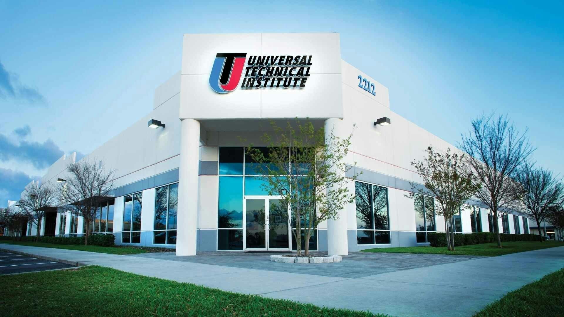 67c0f6ee3ae8254e58301ab5 Uti Orlando