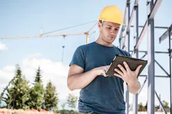 Contractormag Com Sites Contractormag com Files Uploads 2015 04 Contractorwith Tablet Contractormag Com Sites Contractormag com Files Uploads 2015 04 Contractorwith Tablet