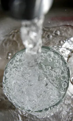 What are the positives and negatives of owning a tankless water heater What are the positives and negatives of owning a tankless water heater