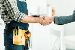 Service_Tech_Handshake.jpg Service_Tech_Handshake.jpg