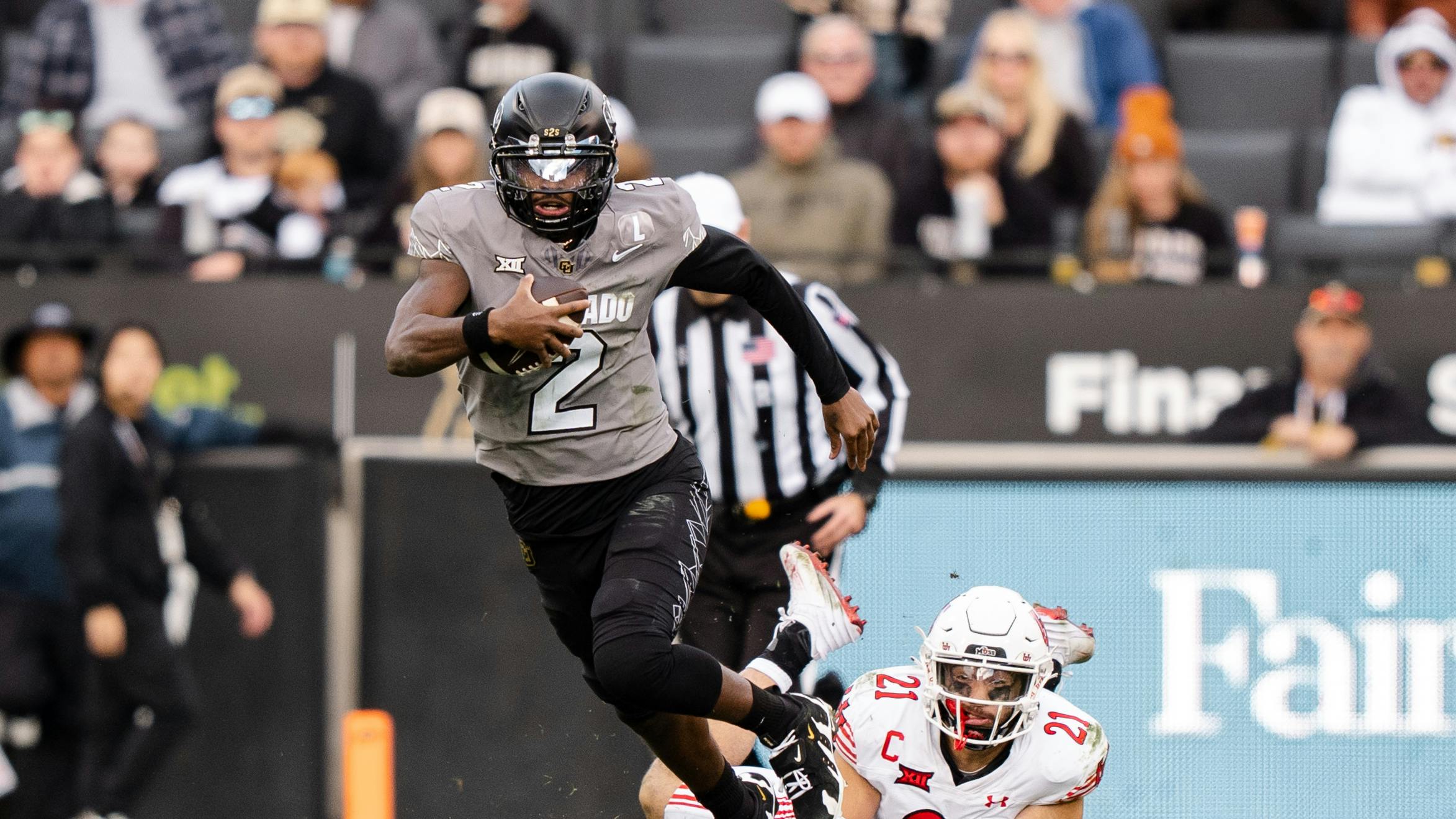 Shedeur Sanders on the field.