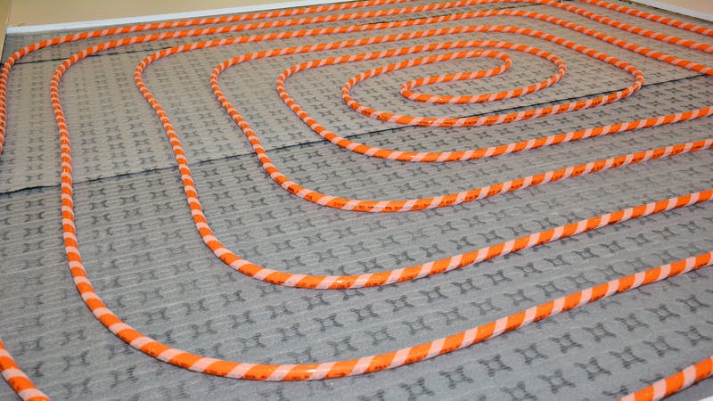 Hydronic radiant floor system