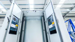 1660253006900 5expertsonenclosuredesignhero2 1660253006900 5expertsonenclosuredesignhero2