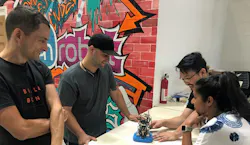 Team-around-Gecko-sb Team-around-Gecko-sb