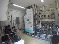 Multiple-control-panels-and-valves Multiple-control-panels-and-valves