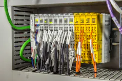 CD1607-IO-terminals-for-machine-control-and-safety CD1607-IO-terminals-for-machine-control-and-safety