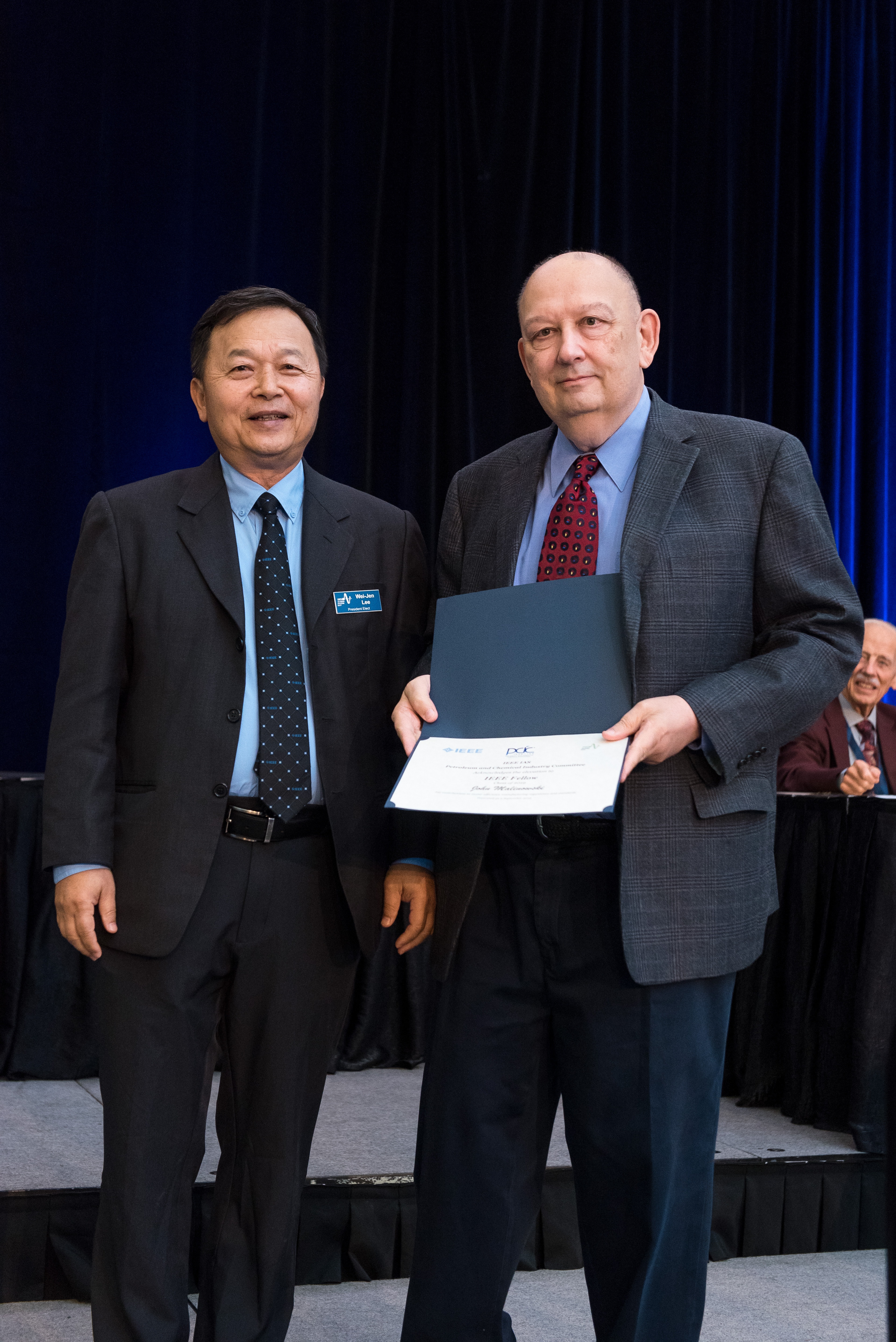 1661880353478 Ieeepcicex0136