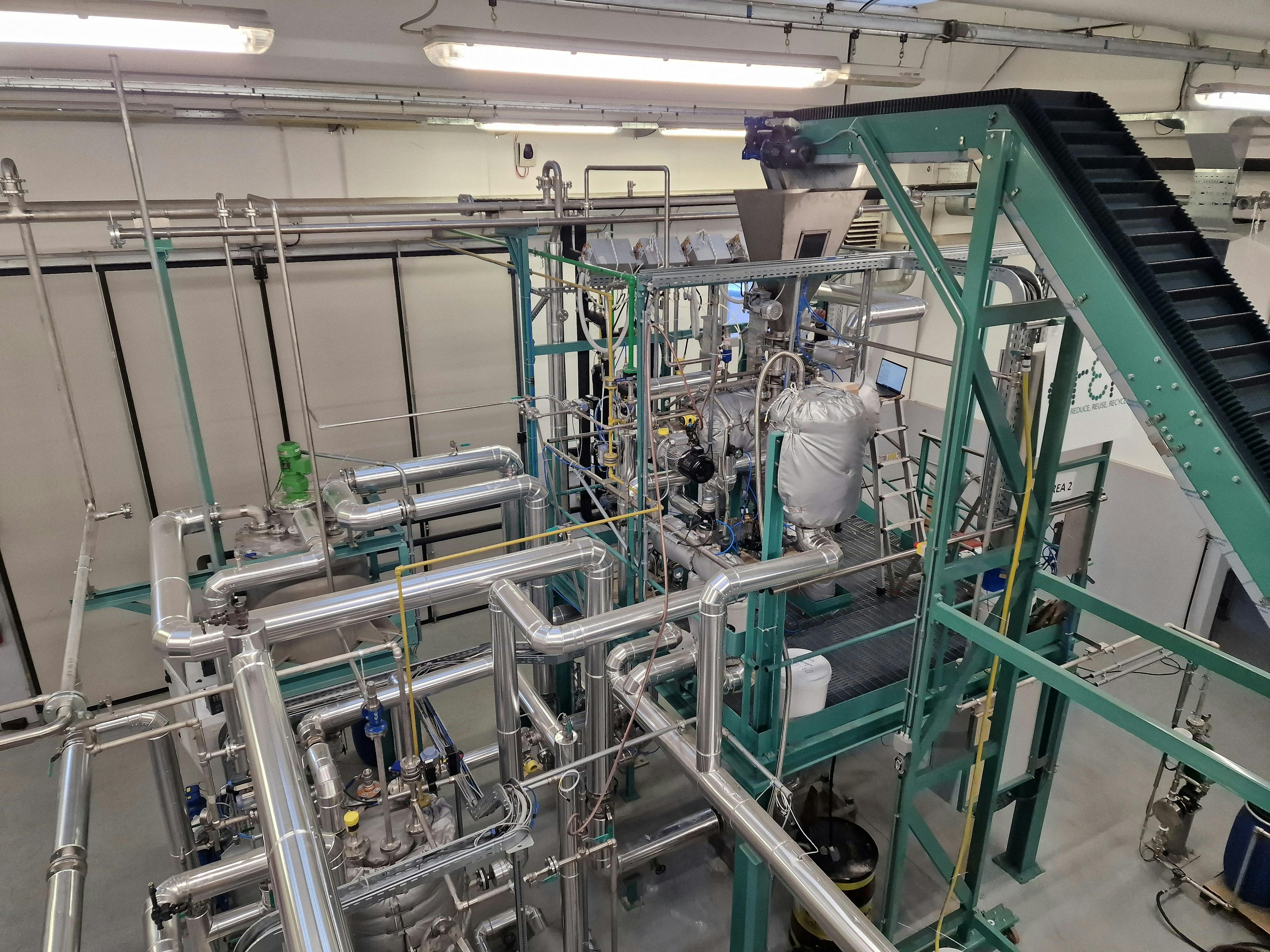 66e44407edc5cf7f16c7fdd8 Made Reactor