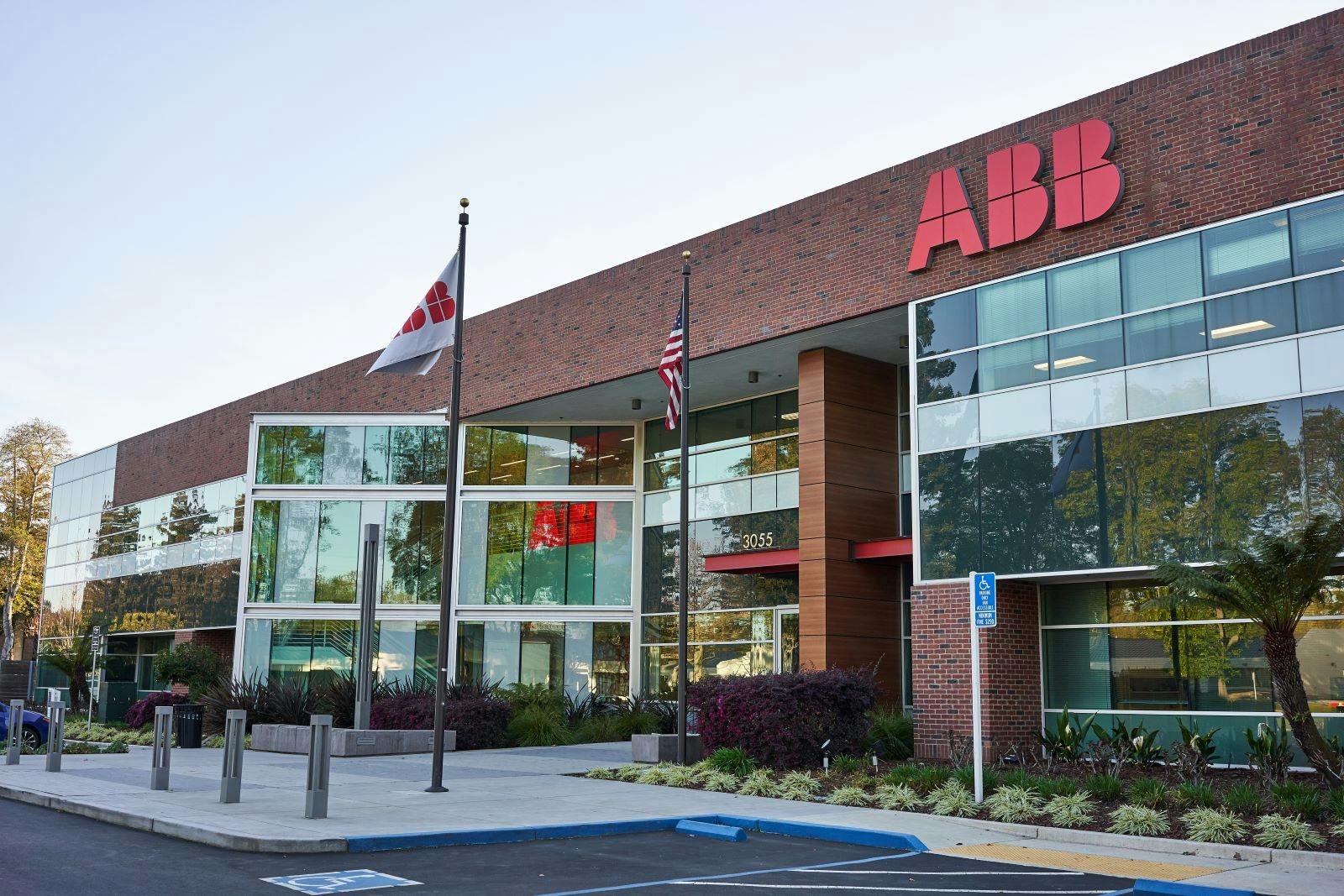 68c48ae1cc0b1913633c994d Shutterstock 1691891158