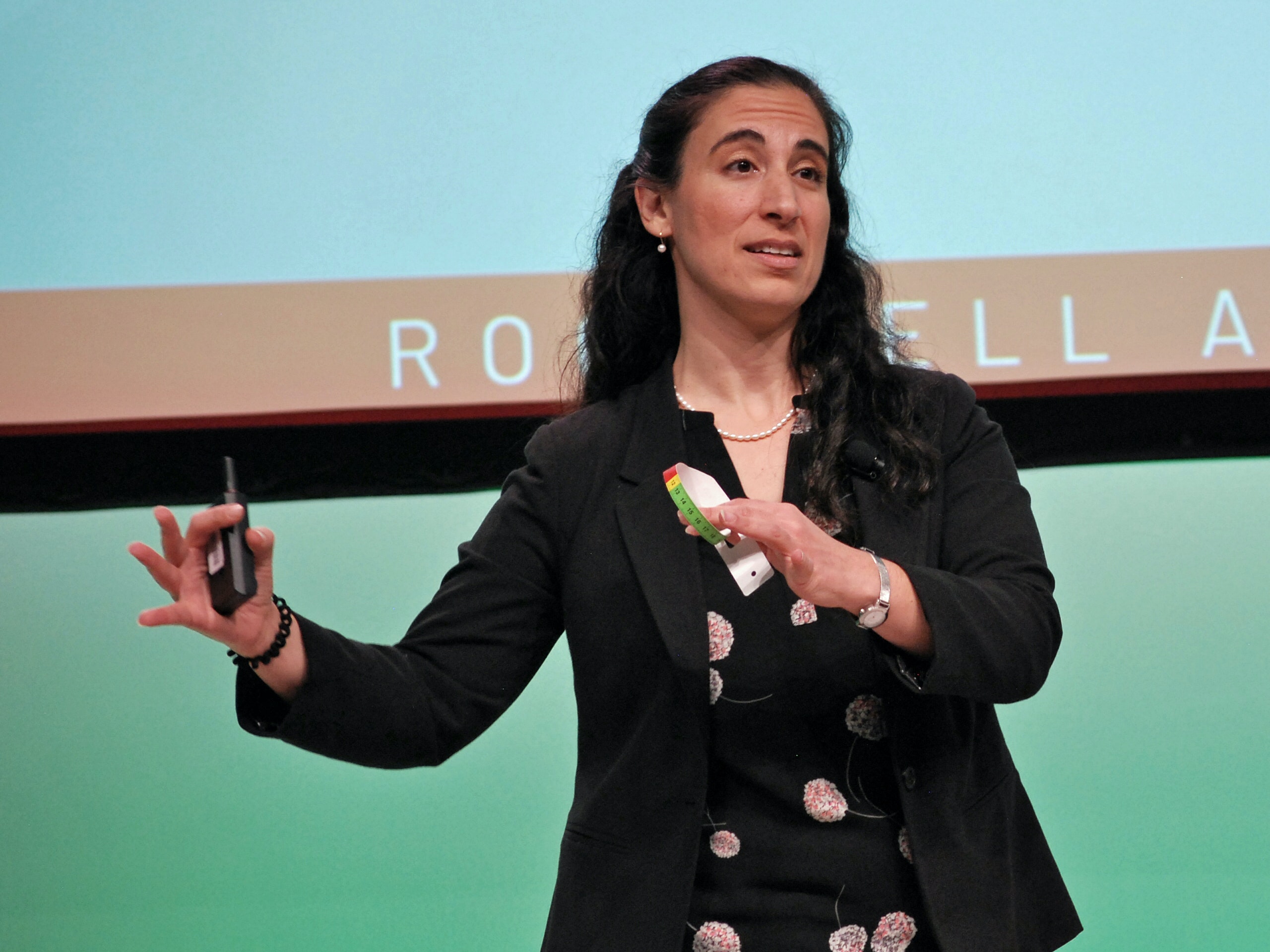 1661880397101 3mariakasparianedesia