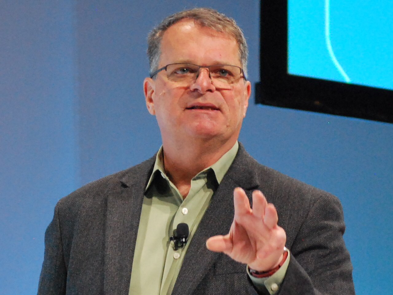 &ldquo;Low-code/no-code extends HART features that couldn&rsquo;t be easily deployed before and lets users extract messages, migrate them to controls and even create graphics.&rdquo; Rockwell Automation&rsquo;s Dave Rapini explained how open technologies have reduced coding to simple configuration during the PSUG keynote.