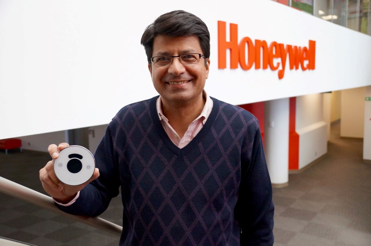 Samad Tariq Md 643064eb8fa7c