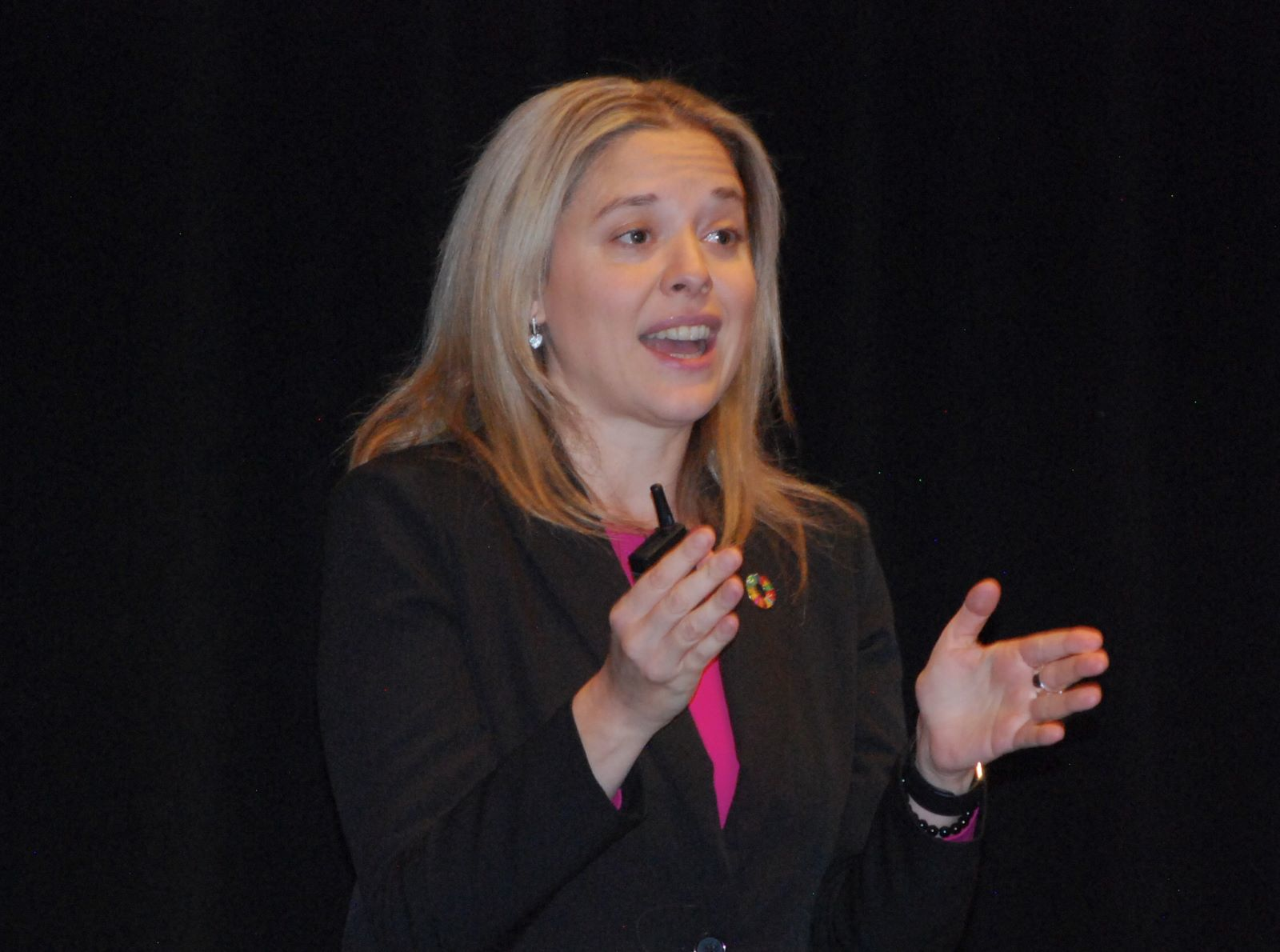 &ldquo;The most effective way for manufacturers to become part of the sustainability economy is to bring together the two megatrends of sustainability and digital transformation.&rdquo; Rockwell&rsquo;s Andrea Ruotolo discussed the emergence of &ldquo;twin transformers&rdquo; and their likelihood to outperform competitors.