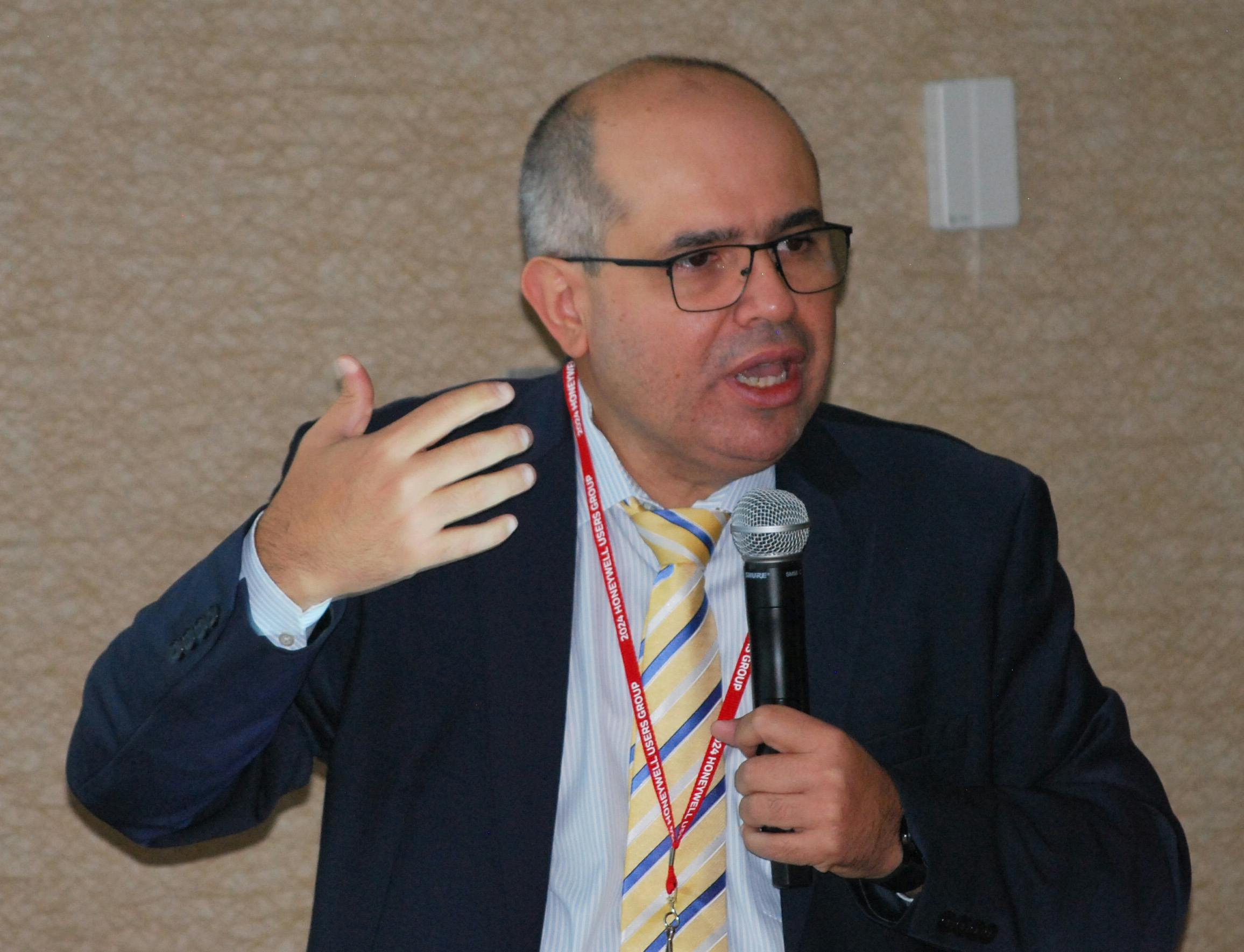 cesar_bravo__honeywell