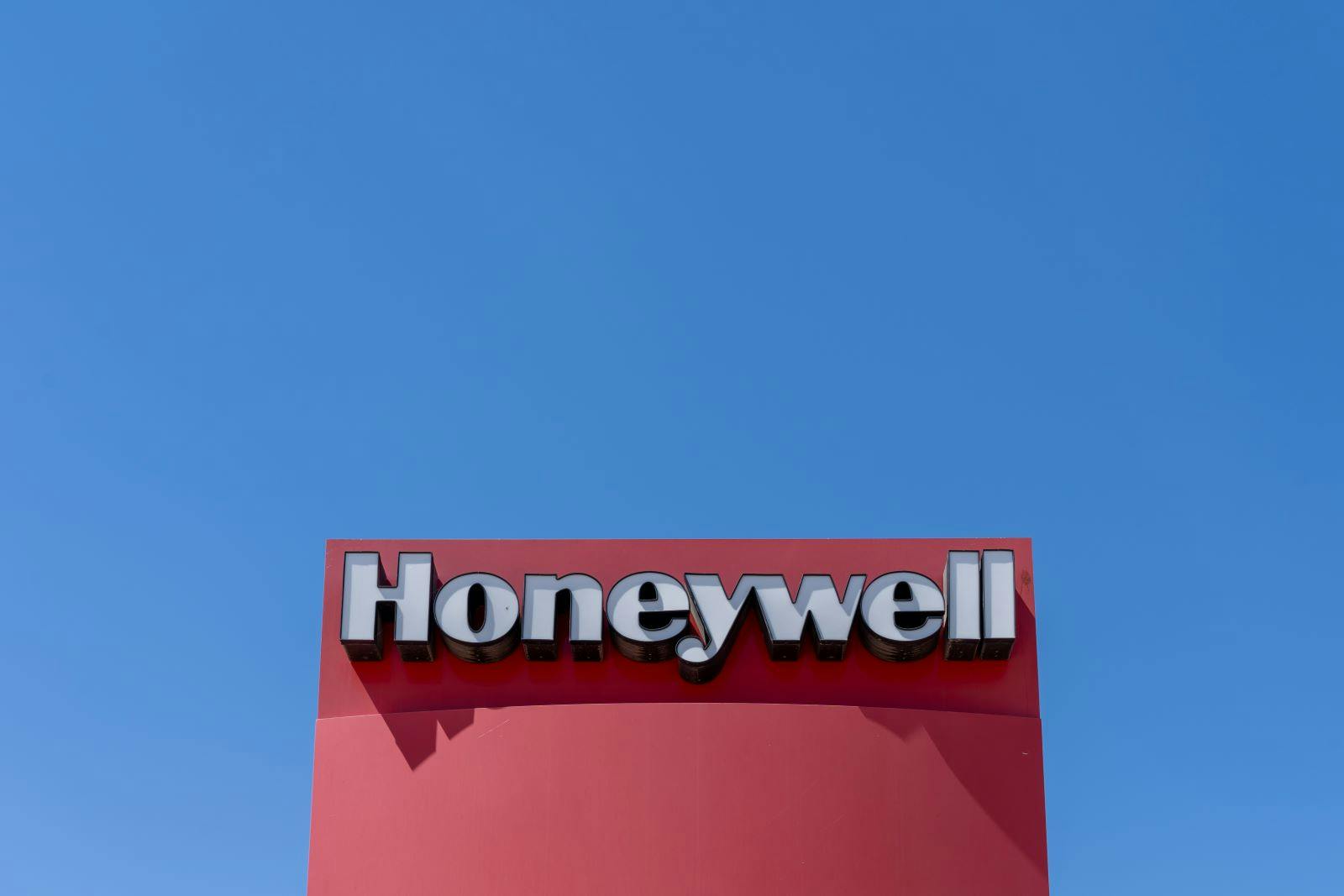 68c1d5b368cb456c83f5e1af Shutterstock 2525614969