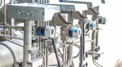 Pressure transmitter was installed in power plant. Pressure transmitter was installed in power plant.