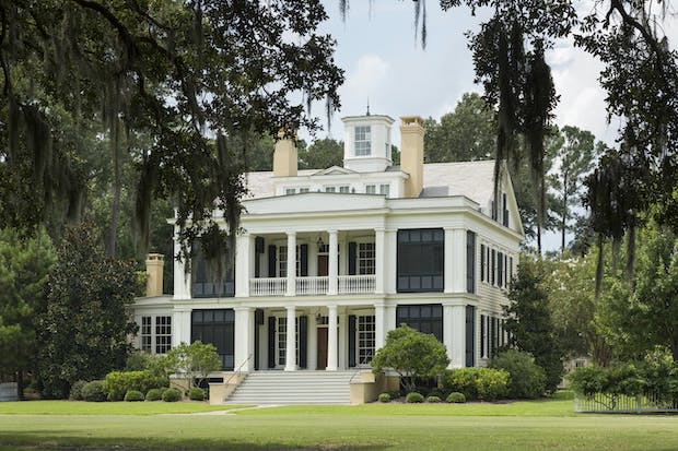 house-design-classical-architecture-veerandah-house-hampton-island-ga.