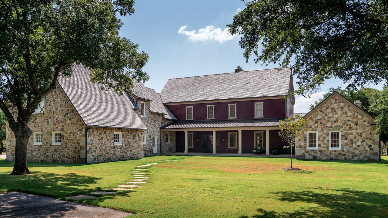 Hullworks pennsylania farmhouse