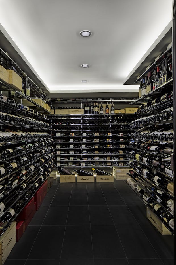 Wine_room