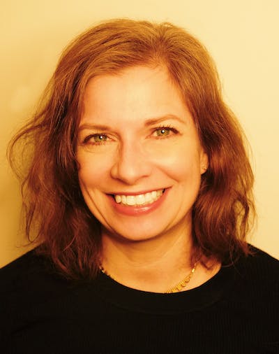 Nicole Tysvaer headshot