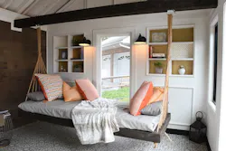 She_shed_interior She_shed_interior