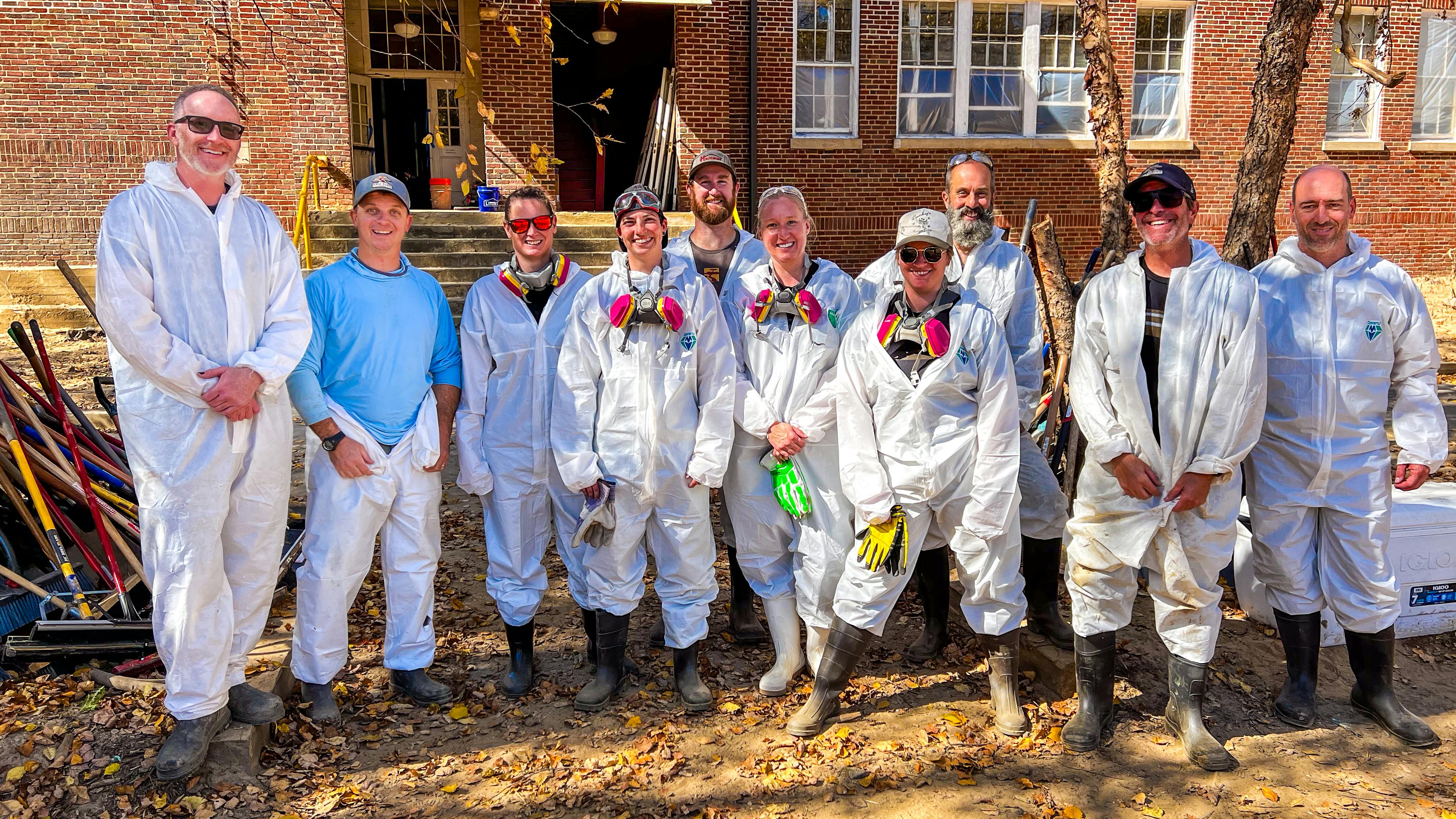 Red Tree Builders/Alair Asheville team volunteering after hurricane in North Carolina