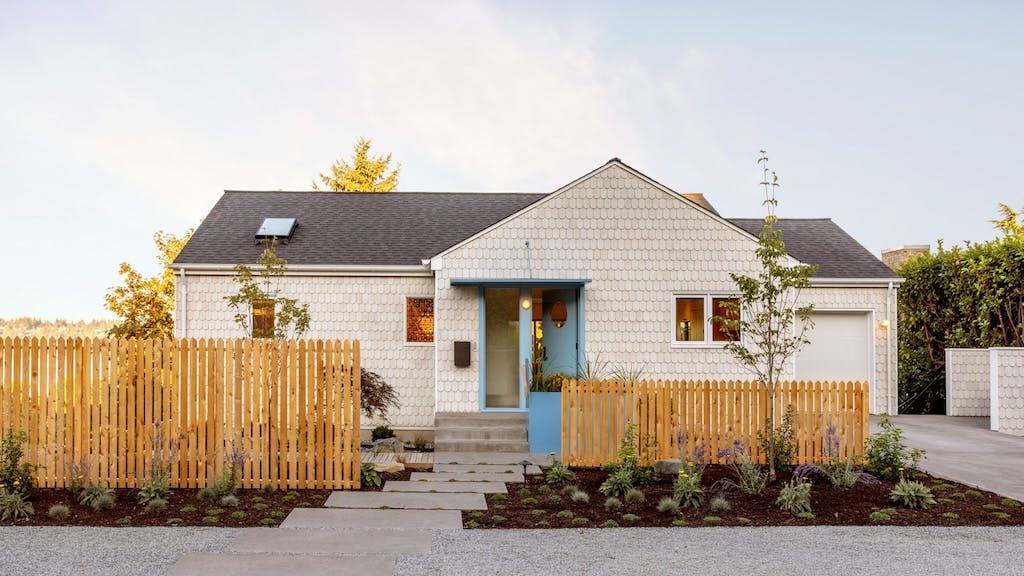 Lil Shingle Exterior