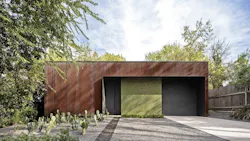 Modern 'stealth home' in Austin Modern 'stealth home' in Austin