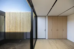 Entry and courtyard views of the Cover home in Pacific Palisades. Entry and courtyard views of the Cover home in Pacific Palisades.