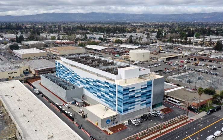 The NTT Global Data Centers Americas SV1 facility in Santa Clara, Calif. (Image: NTT)