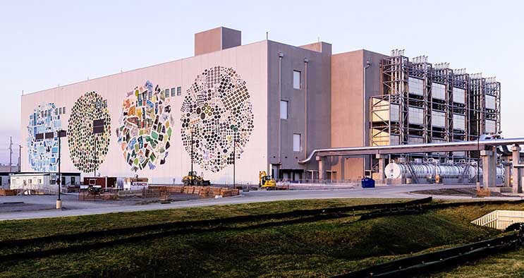Google&rsquo;s four-story data center on its cloud campus in Mayes County, Oklahoma. (Photo: Google)